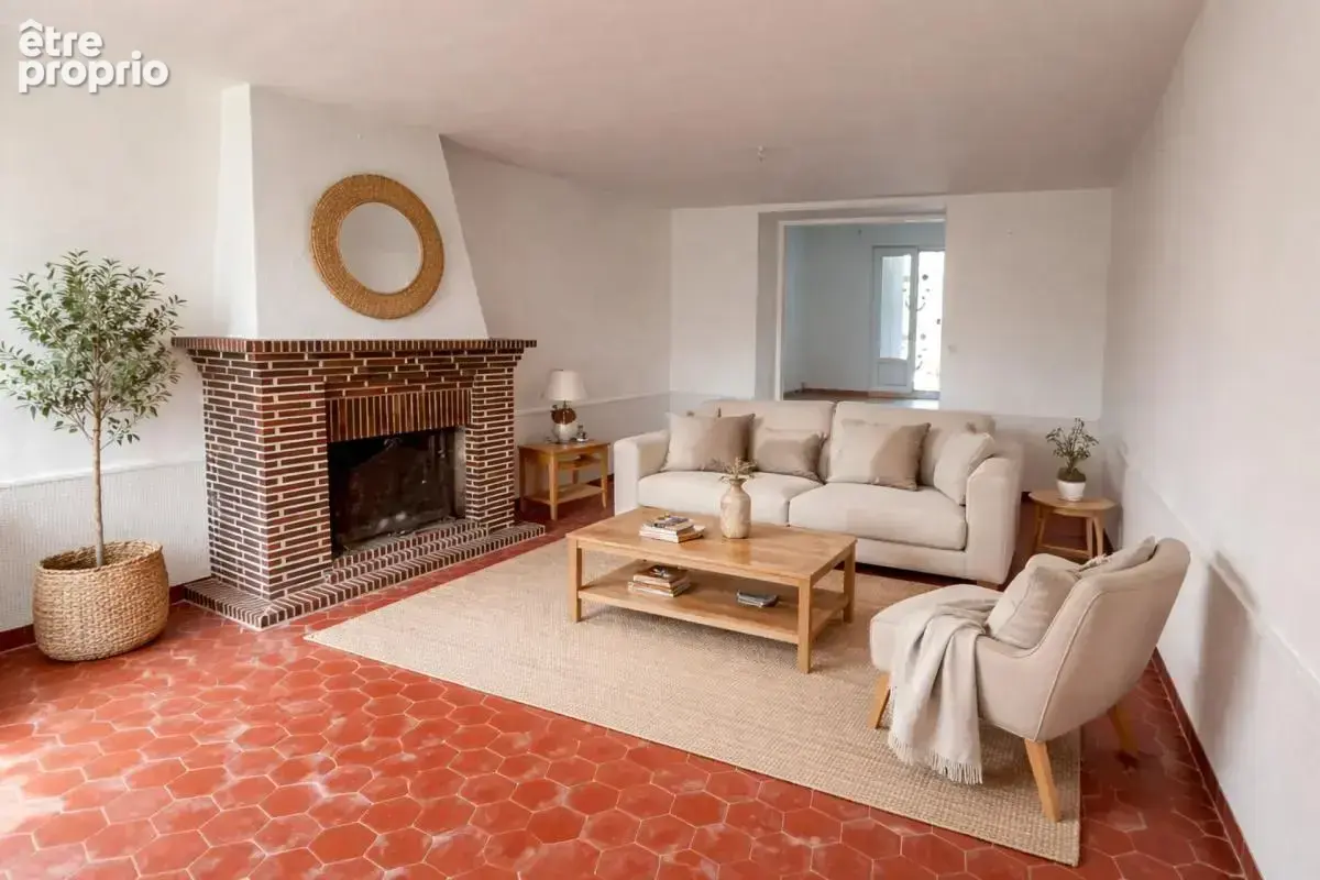 Maison spacieuse et authentique à Fontenailles - photo 3