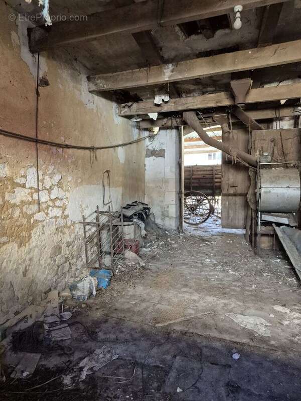 20260317141021 - Maison à SAINT-PARDOUX-LA-RIVIERE