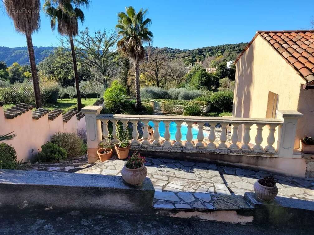 Maison à PEYMEINADE