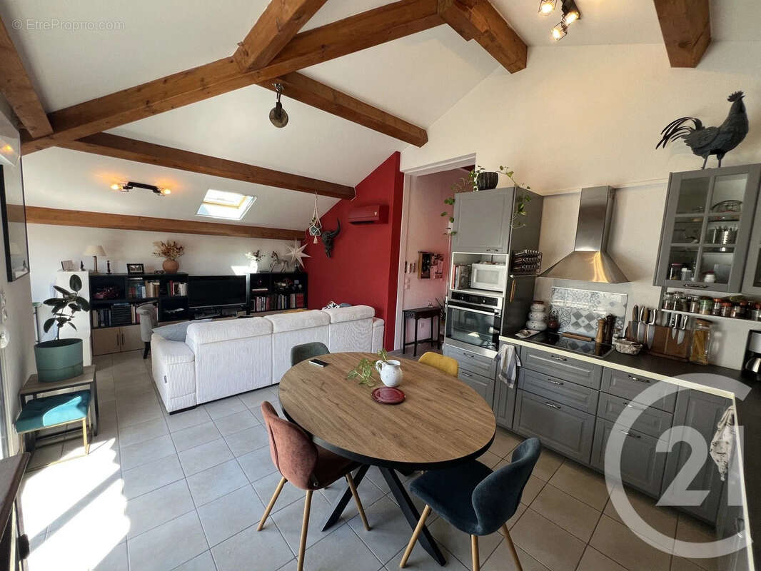 Appartement 100 m² à Bastia  - photo 8