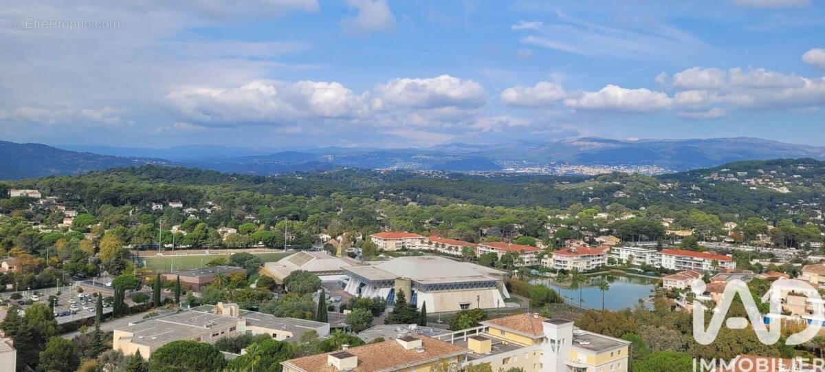 Photo 1 - Appartement à LE CANNET