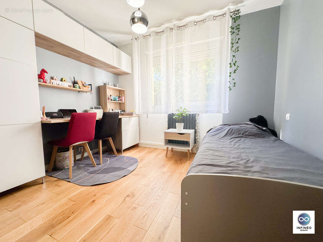 Appartement à RUEIL-MALMAISON