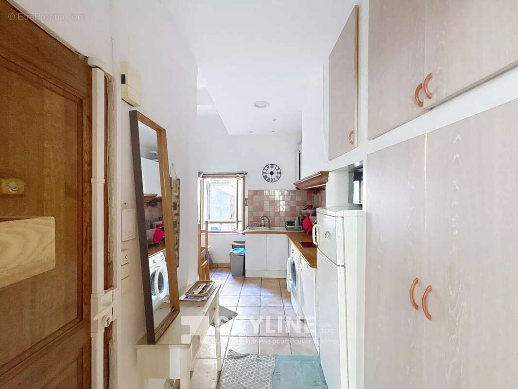 Appartement à MARSEILLE-2E