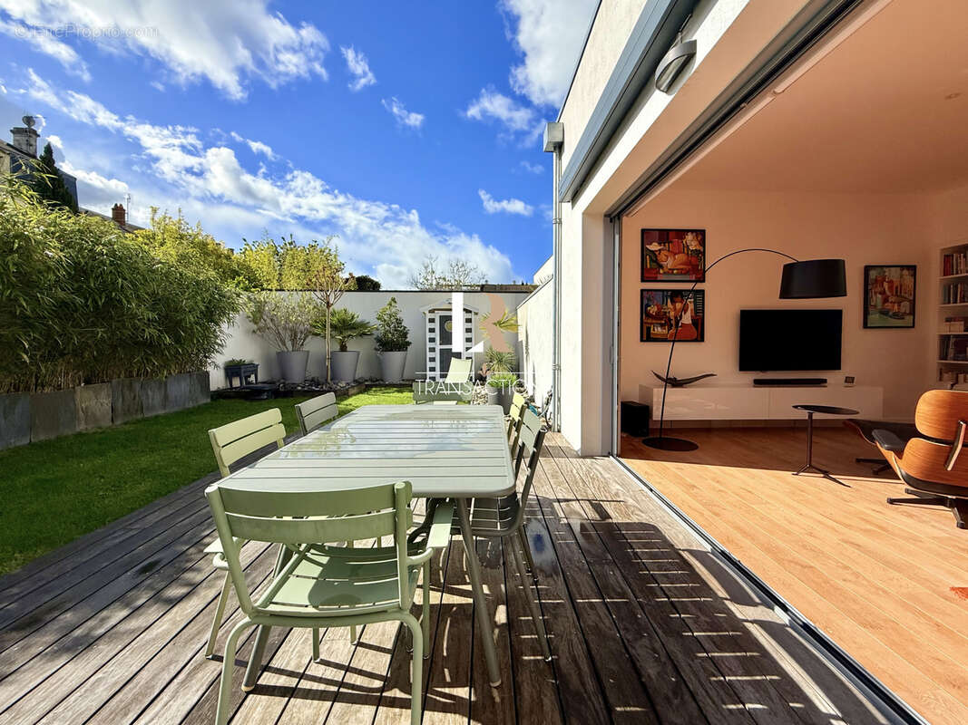 La genette / Bordure de parcs - Maison contemporaine avec chambre en rdc, garage et jardin - photo 6