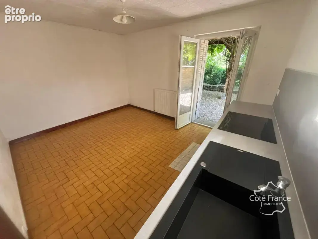 Authentique maison avec grange et grand jardin au coeur du vi - photo 11