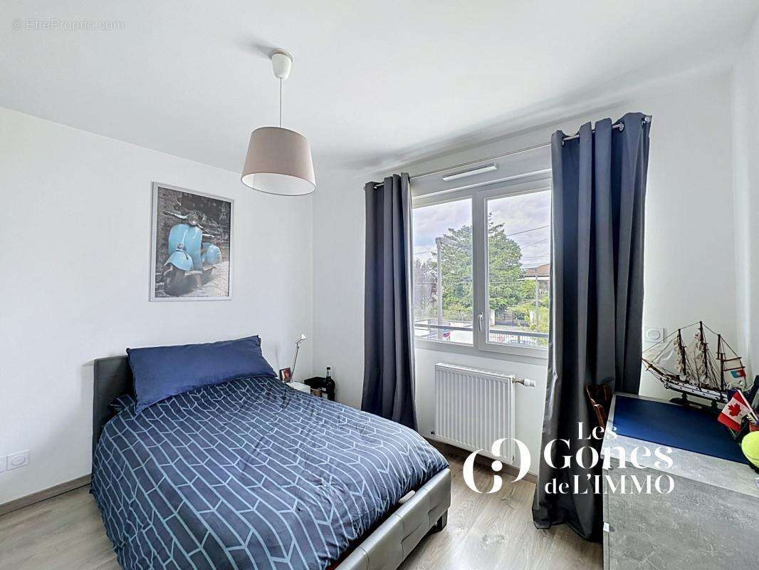 Appartement à CRAPONNE