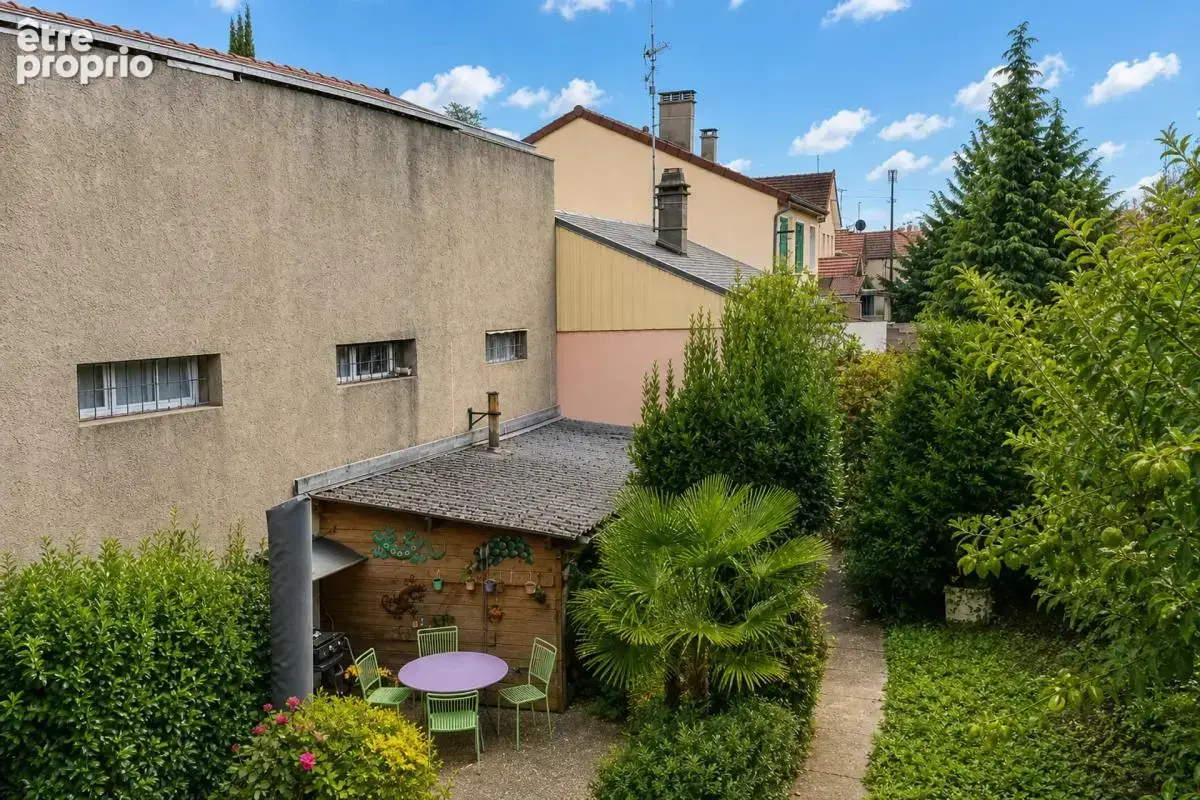 Appartement de 3 pièces de 62 m² à Choisy-le-Roi avec jardin - photo 9