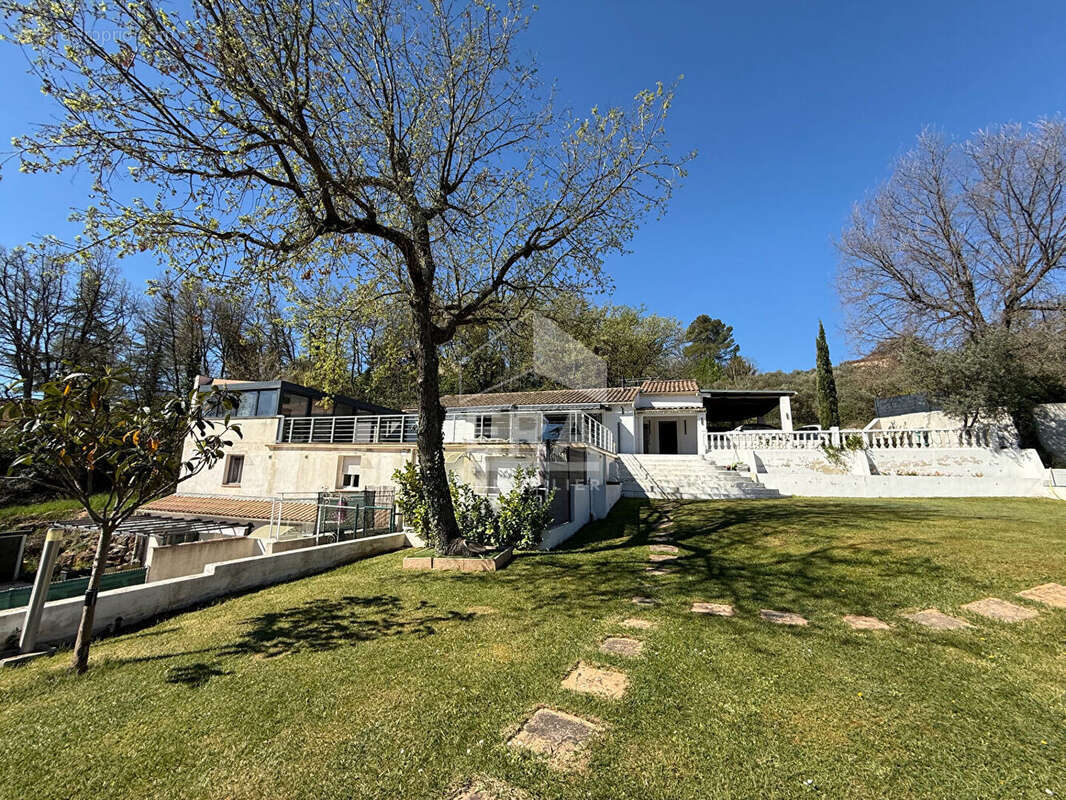 Maison 145m² à saint-maximin-la-sainte-baume - photo 2