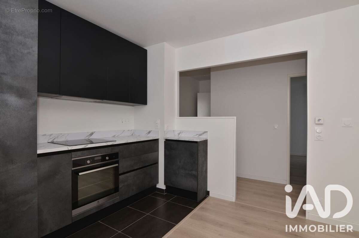Appartement 57 m² à Villeneuve-Saint-Denis  - photo 2
