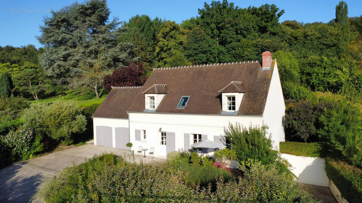 Maison à SAINTE-GENEVIEVE