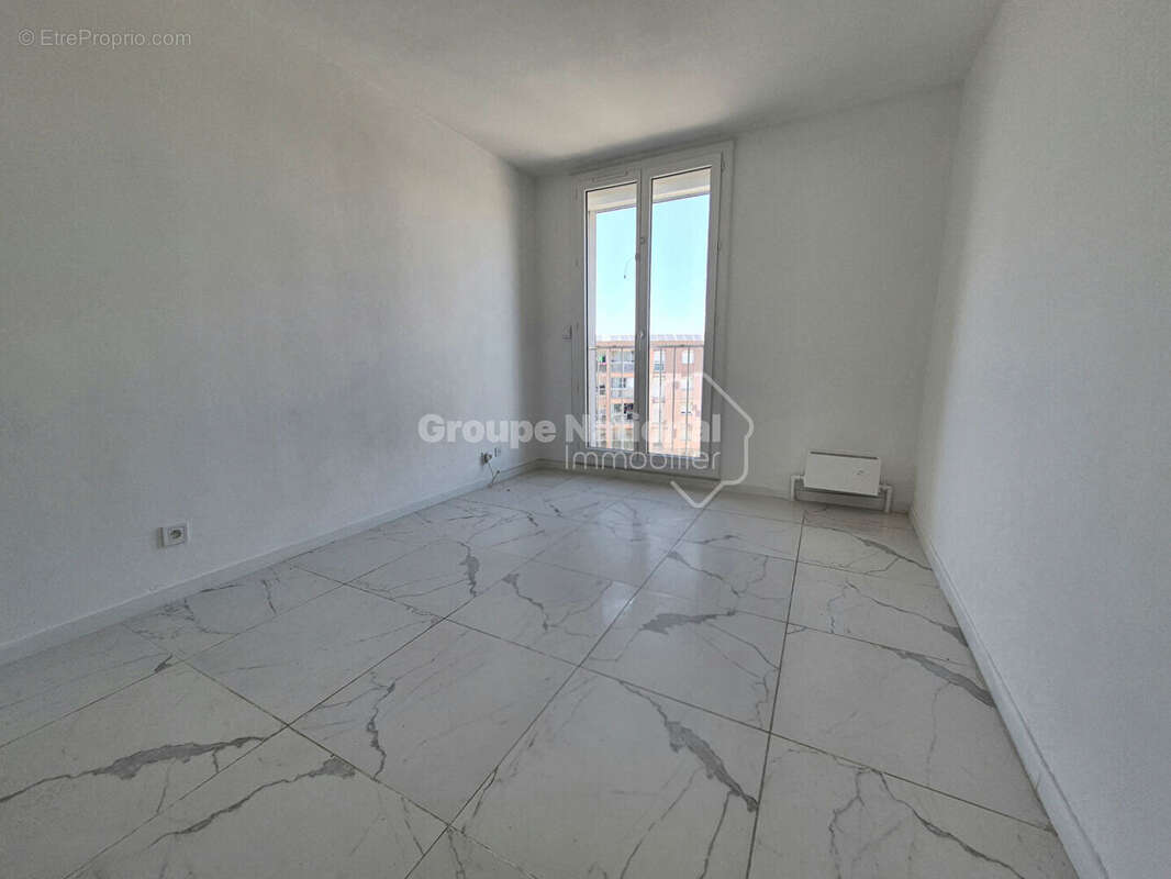 Appartement 4 pièces de 81 m² avec parking et cave - photo 9