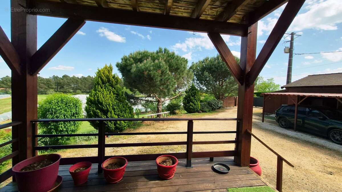 Maison à LA DOUZE