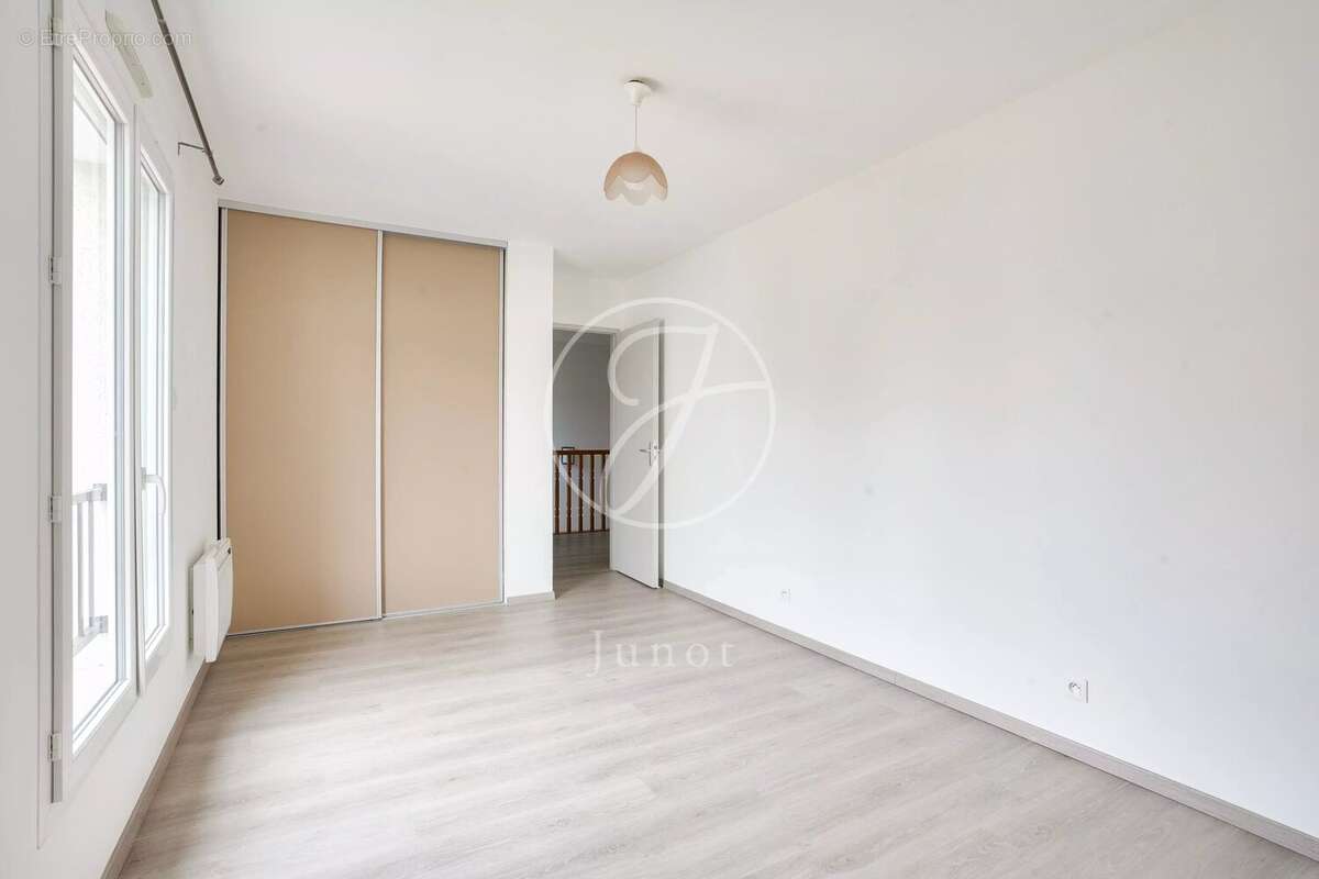 Maison à CROISSY-SUR-SEINE