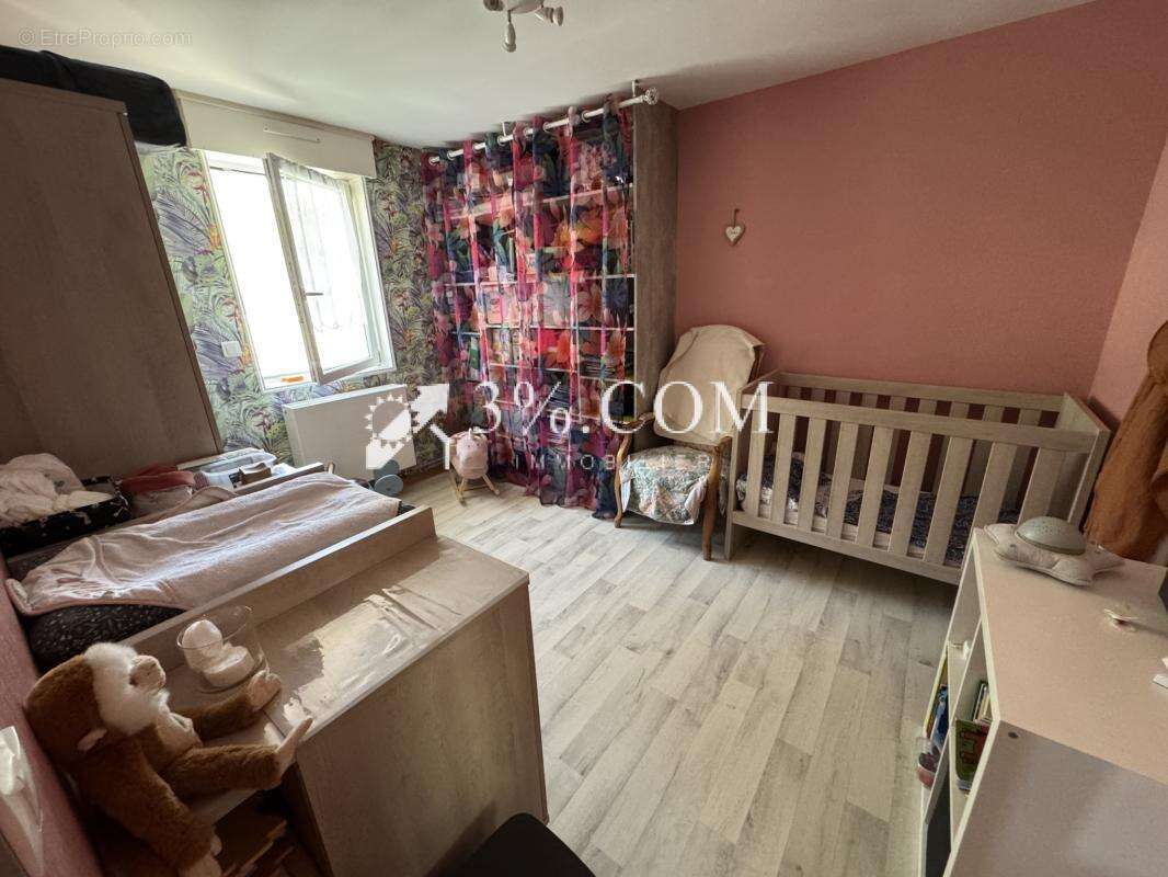 Plain-pied Annay 87 m2 -- Rare et très bien entretenu - photo 4
