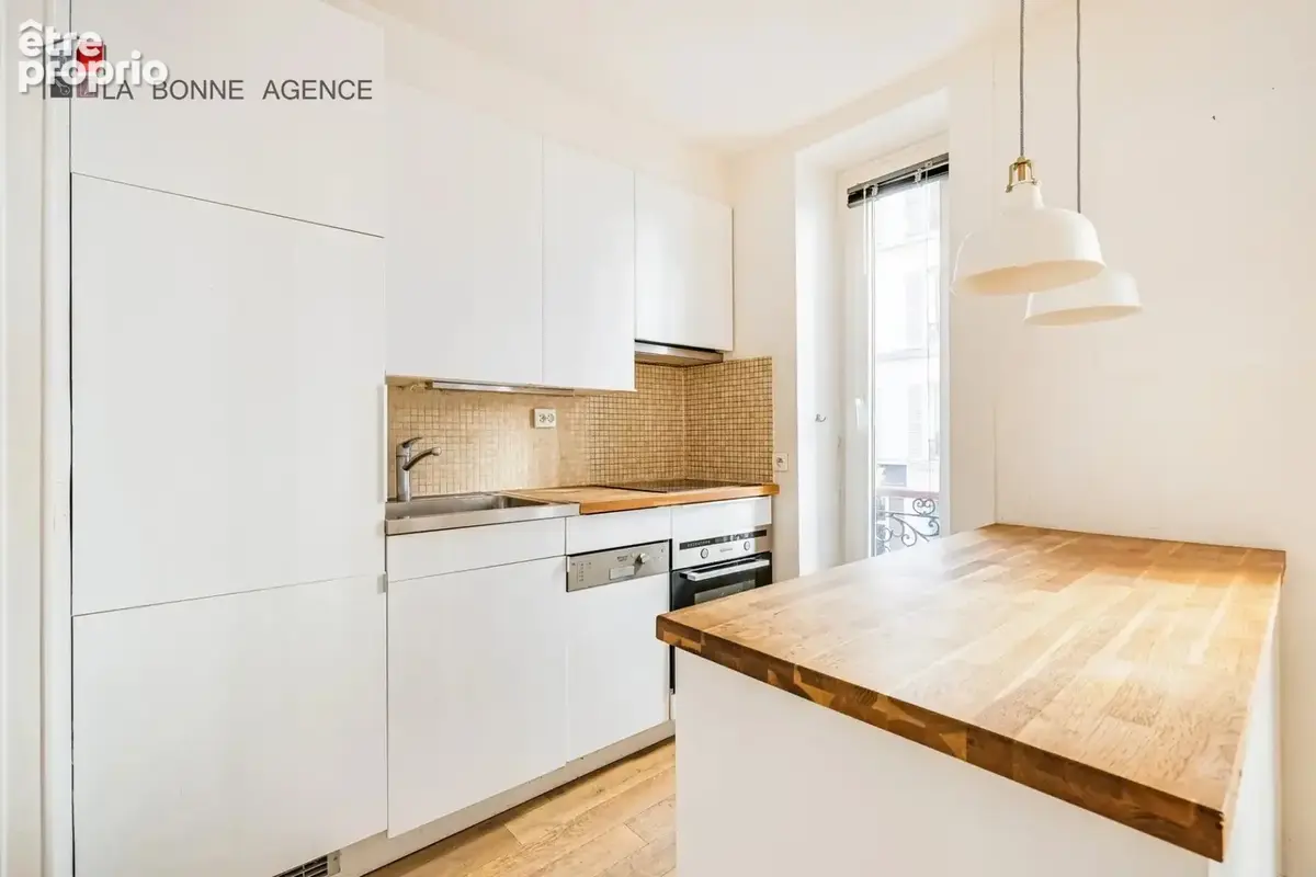 Bel appartement avec grande pièce de vie et deux chambres - photo 4