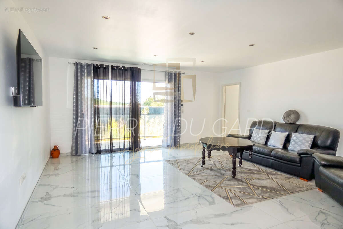 Maison 242 m² à Martignargues  - photo 7