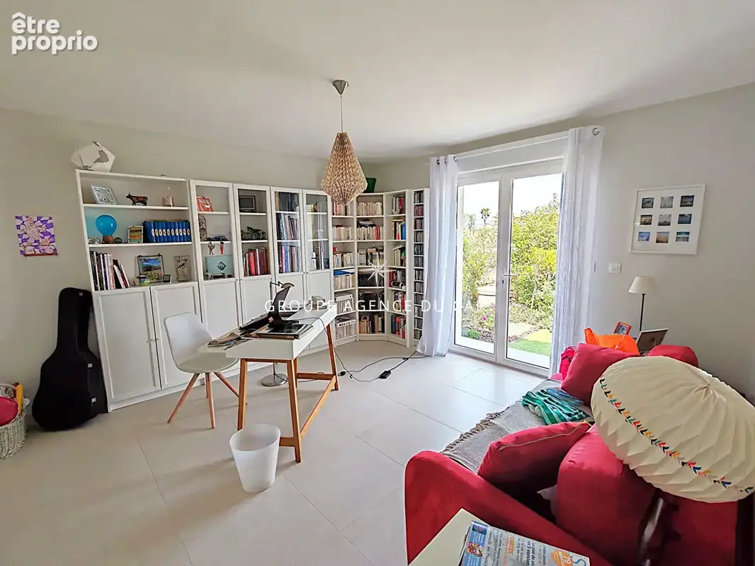 À vendre villa 6 pièces, 185 m² avec 4 chambres piscine et garage, à saint-aygulf - photo 11