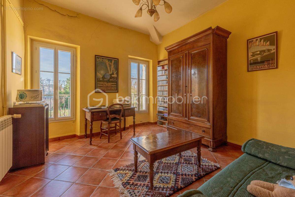 Maison à LE PONTET