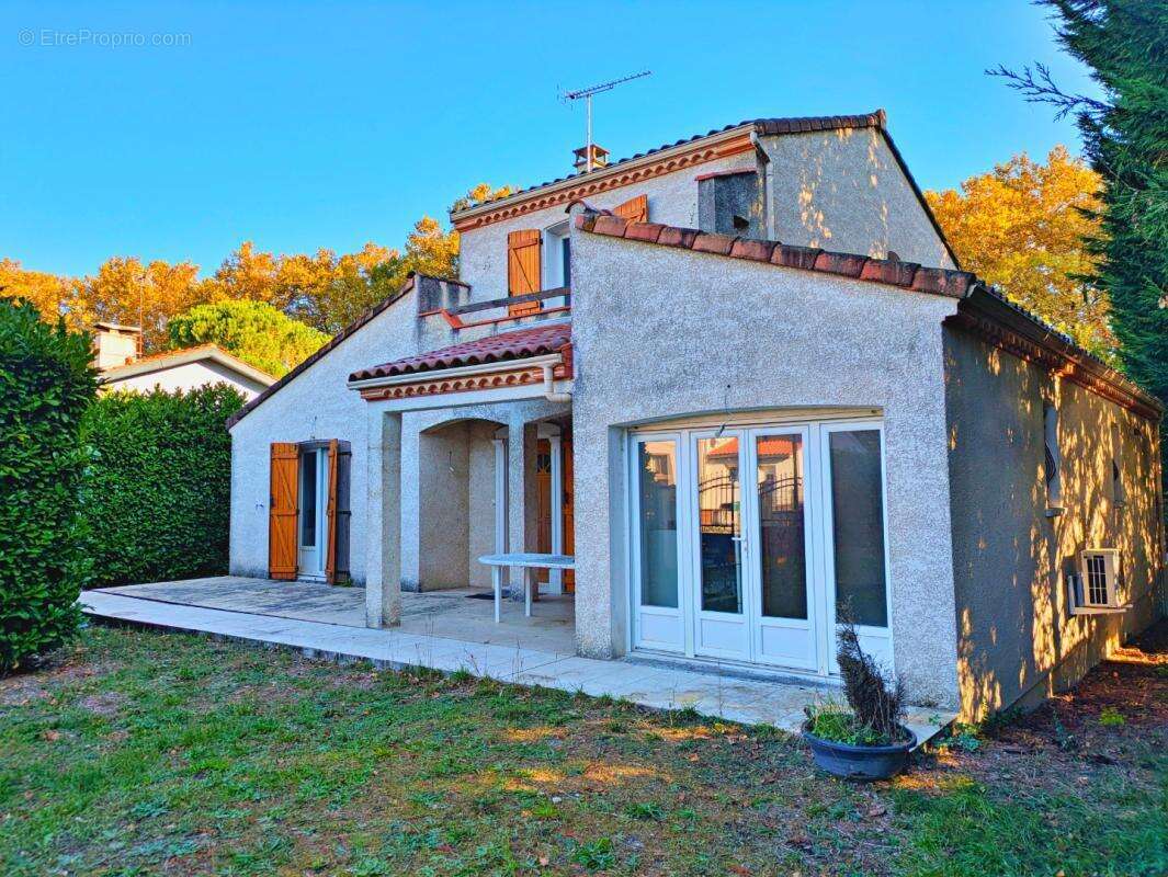 Maison à CASTRES