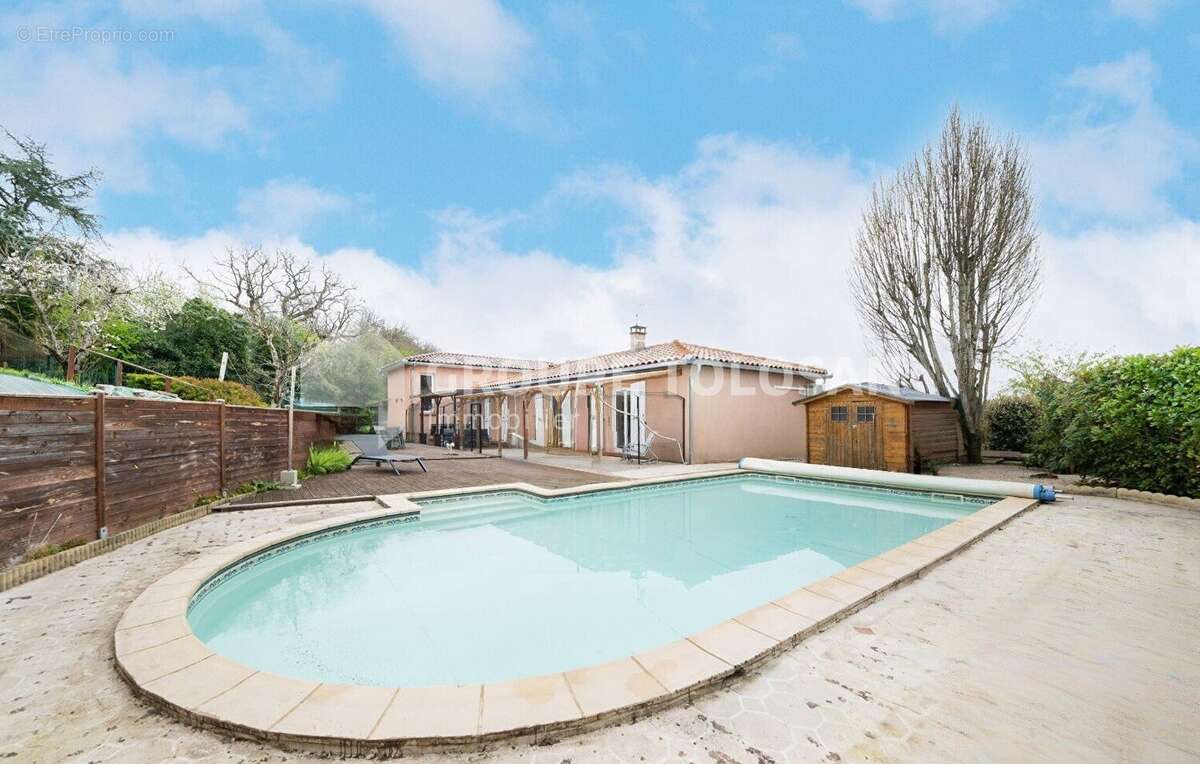 Maison à DREMIL-LAFAGE