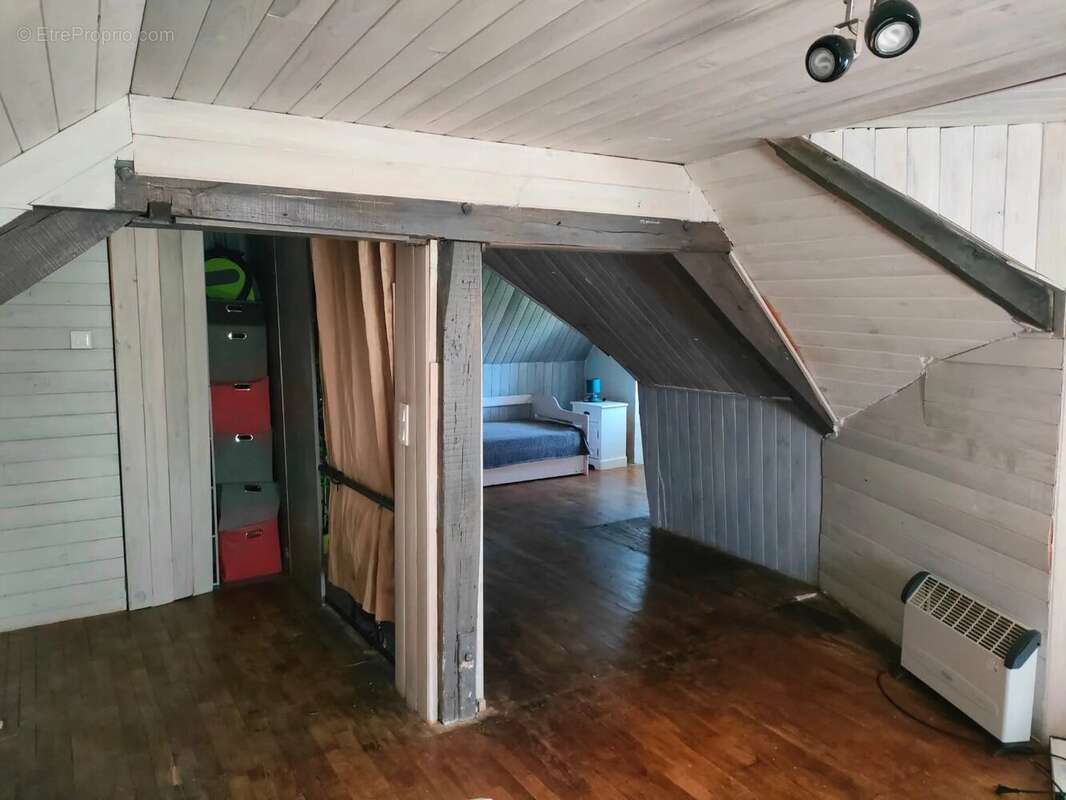 Maison 90 m² à Saint-Mathieu  - photo 4