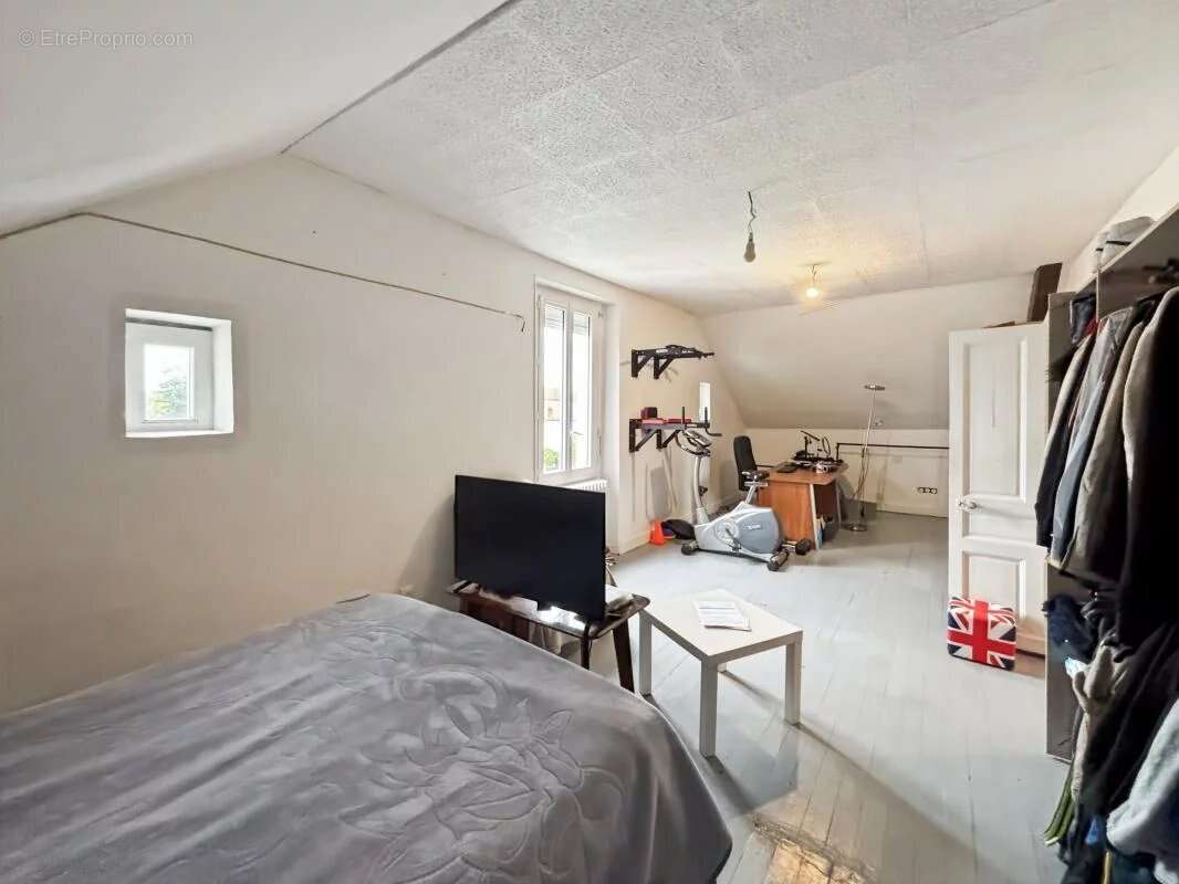 Maison à RAZAC-SUR-L&#039;ISLE