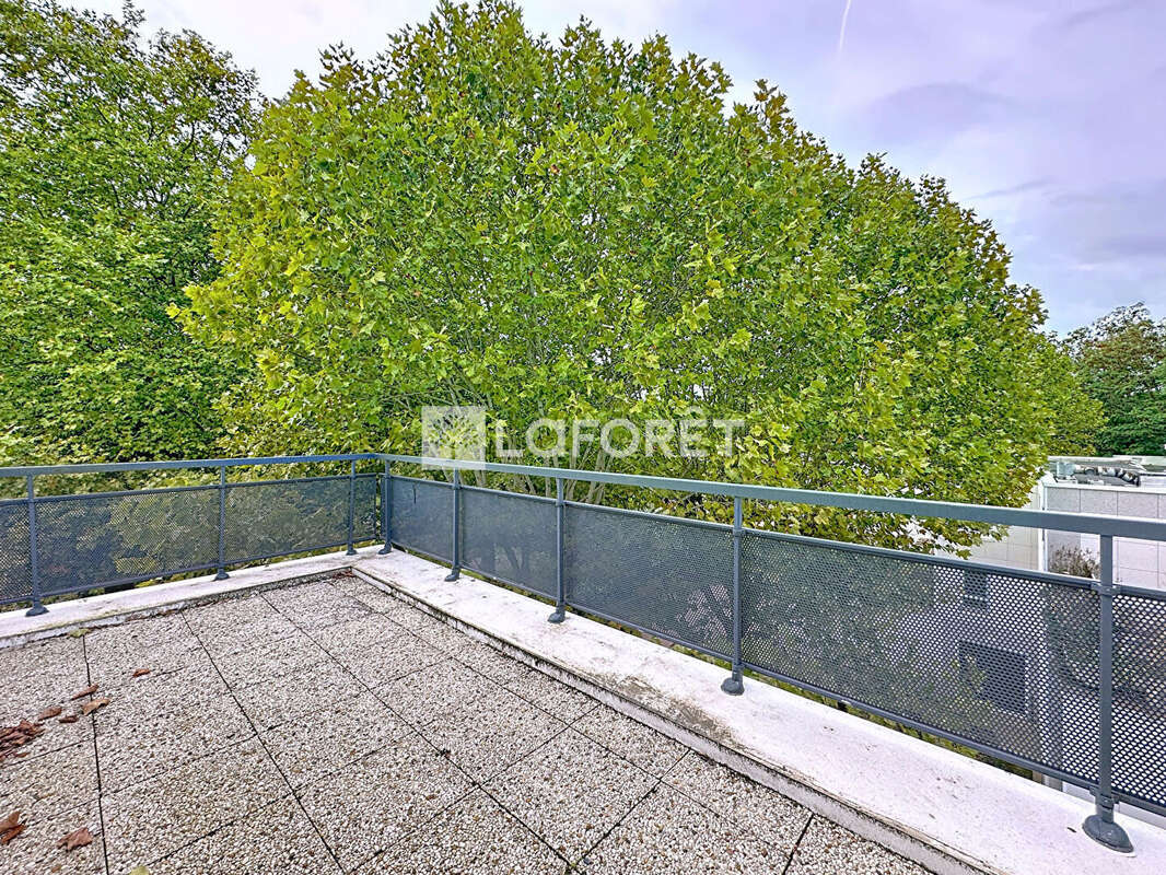 Appartement à MONTIGNY-LE-BRETONNEUX