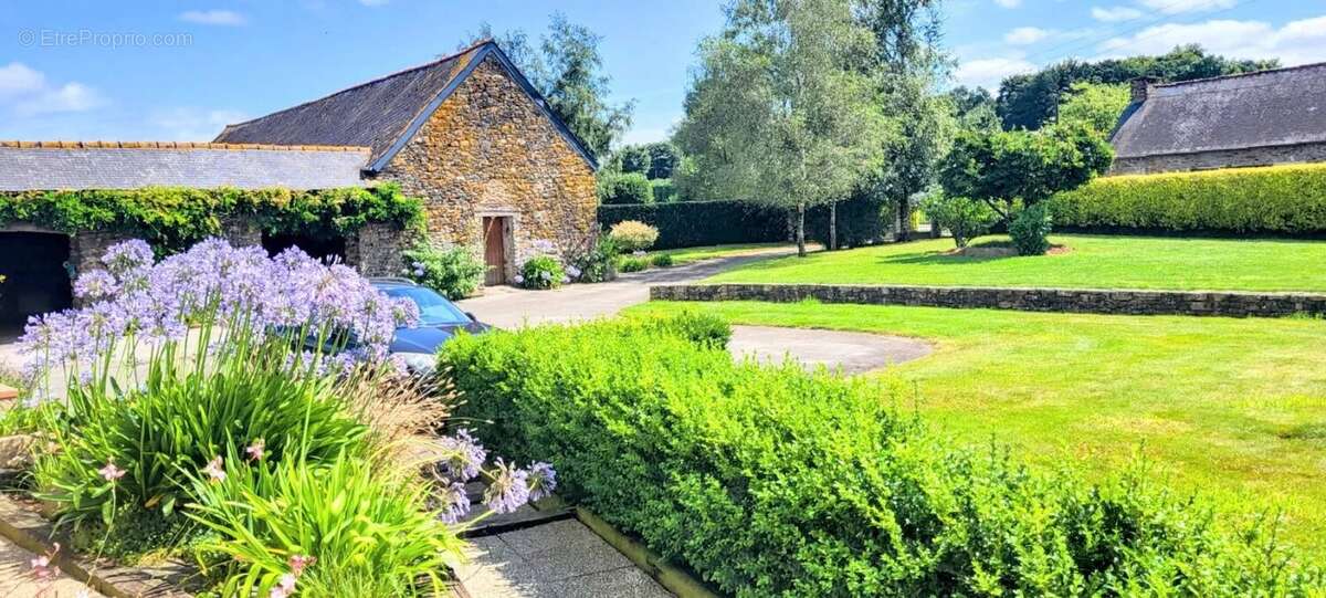 Maison à SAINT-MARTIN-DES-PRES