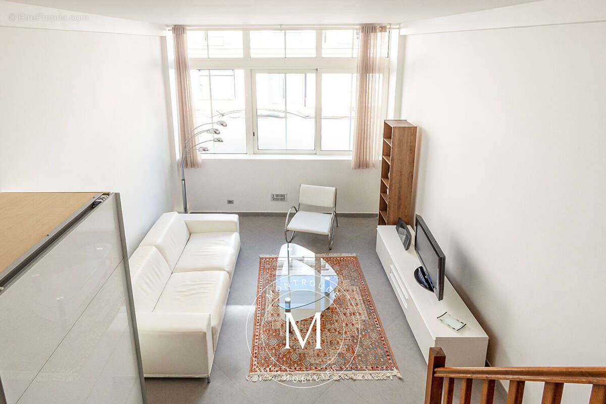 Appartement à MONTROUGE