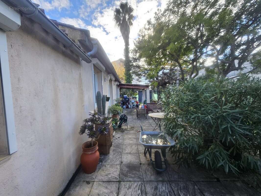 Appartement à LE CANNET