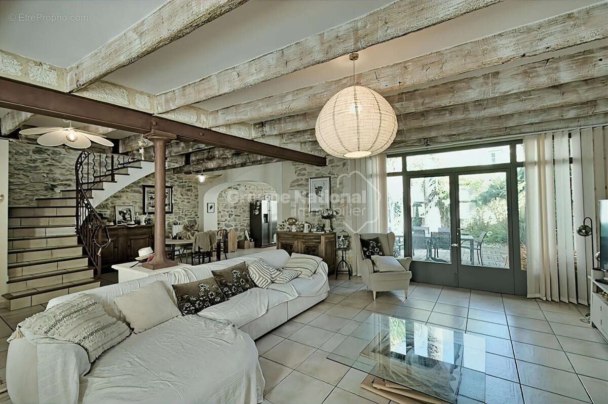 Maison à SAINT-LAURENT-D&#039;AIGOUZE