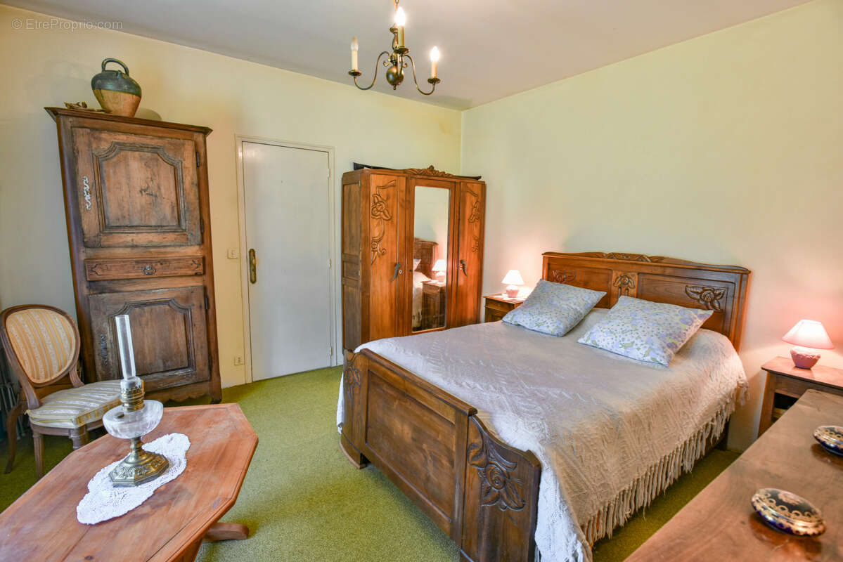 Maison +/- 114 m2, plein pied, 3chambres, garage, atelier, 2.5ha terrain - photo 10