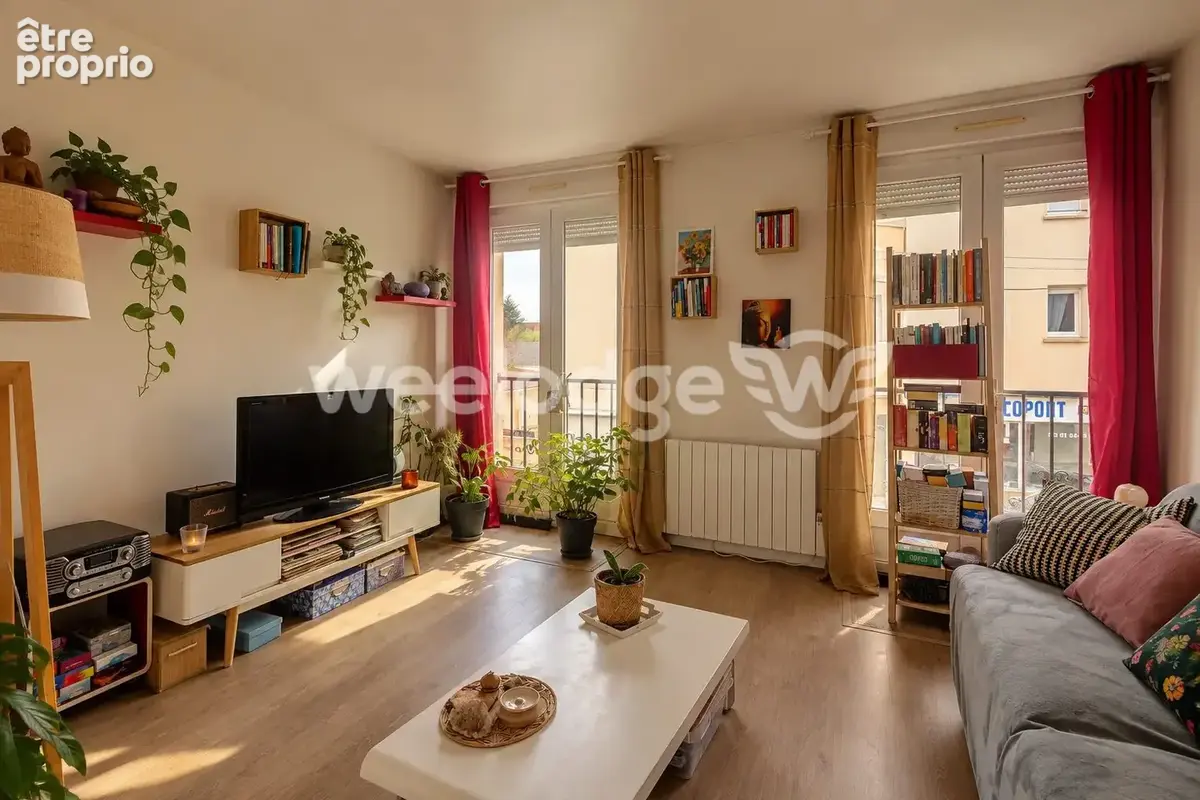 Appartement 2 pièces 49 m² à vendre à Pontault-Combault (77340) - photo 2