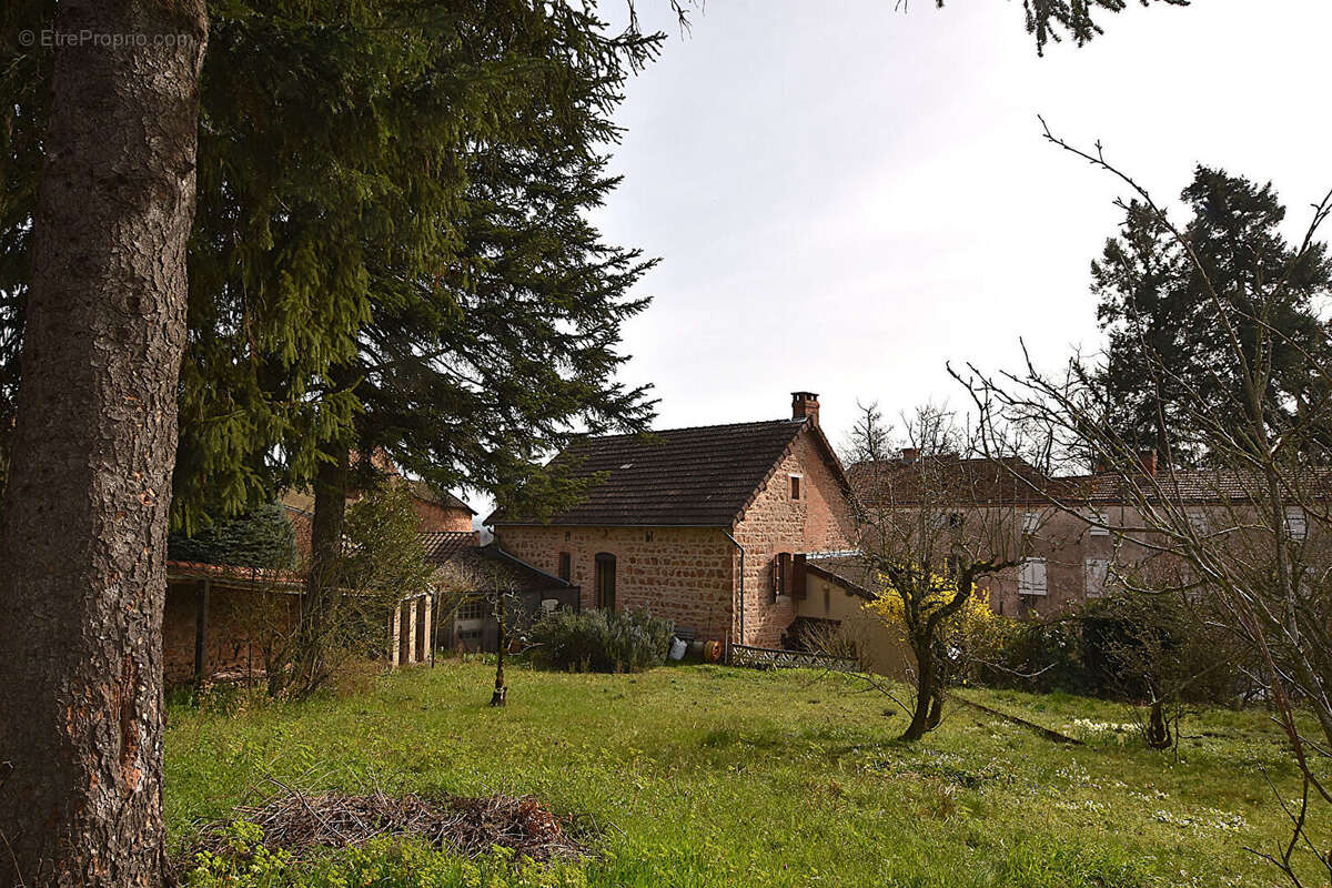 Maison de caractere proche le donjon : - photo 17