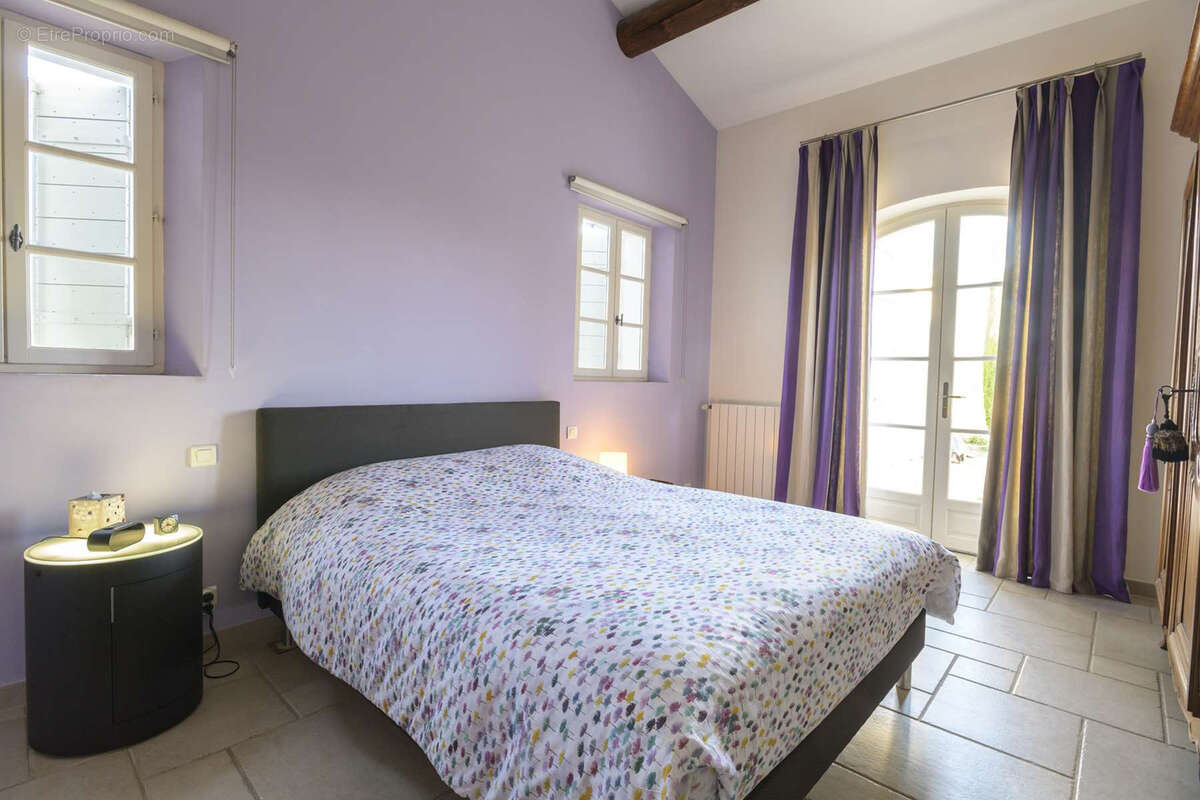 Maison à VAISON-LA-ROMAINE