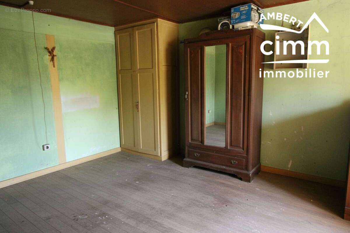 Maison à THIOLIERES