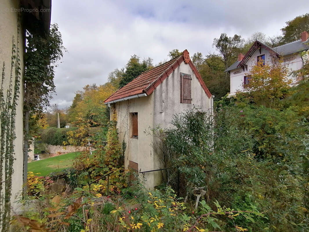 Maison de village de 125 m2 à rénover - photo 14