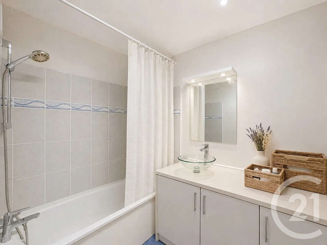 Appartement 65 m² à Moissy-Cramayel  - photo 8