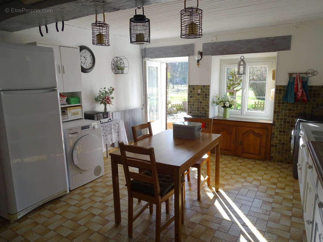 Maison à MONTIGNY-SUR-AUBE