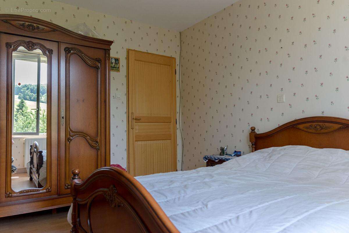 Maison à SAULNOT