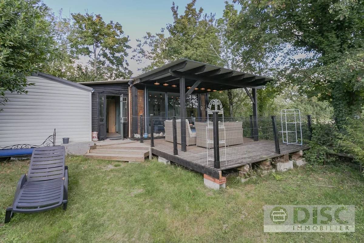 Maison à MONTFERMIER