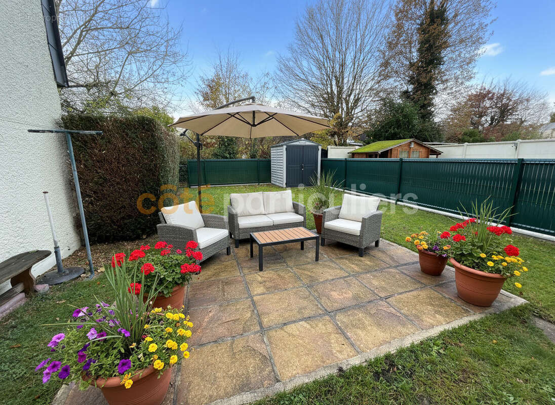 Maison à SAINT-SEBASTIEN-DE-MORSENT