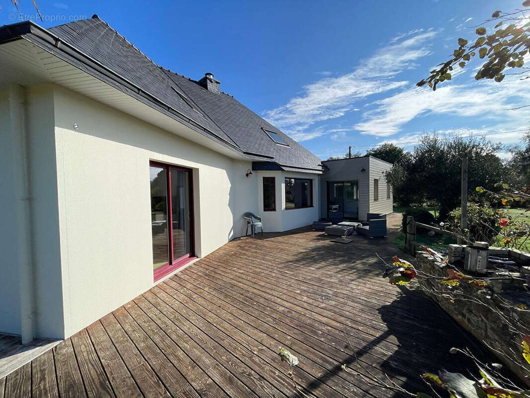 Maison à PLOUGONVEN