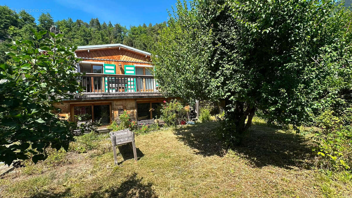 Maison individuelle à Beaufort - photo 8