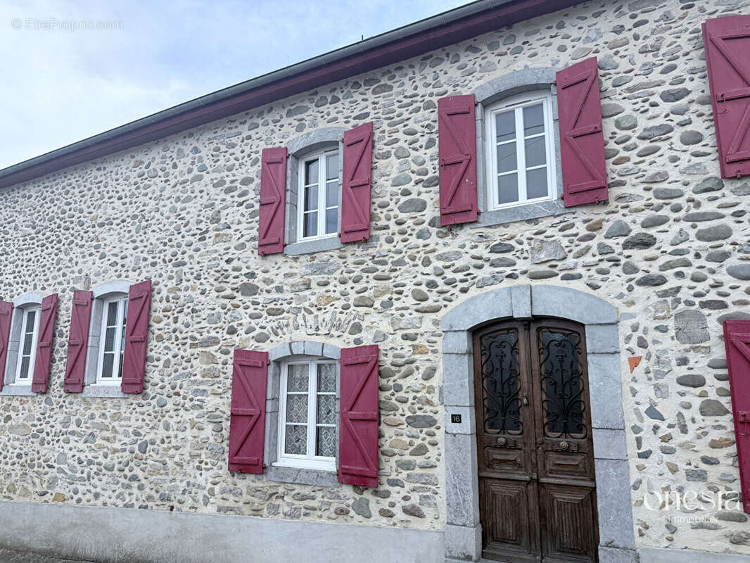Maison 162 m² à Lurbe-Saint-Christau  - photo 7