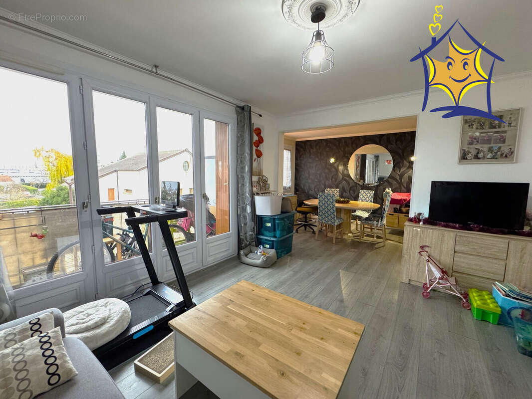 Appartement à VIRY-CHATILLON