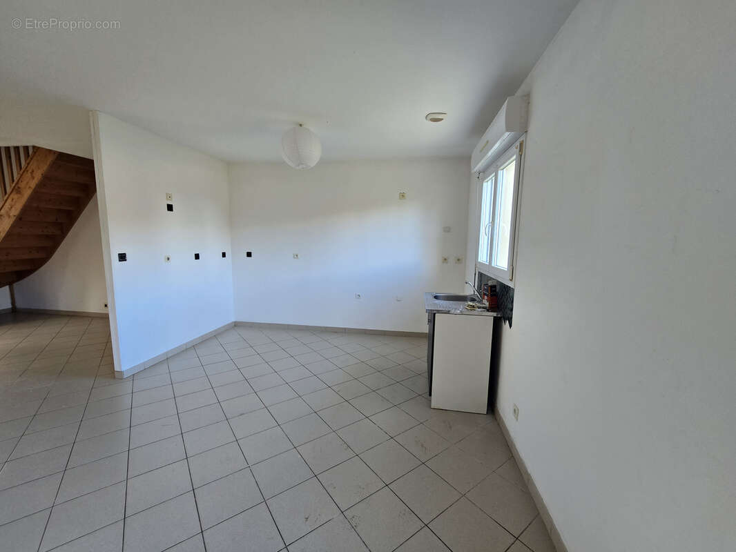 Maison à BRUTELLES
