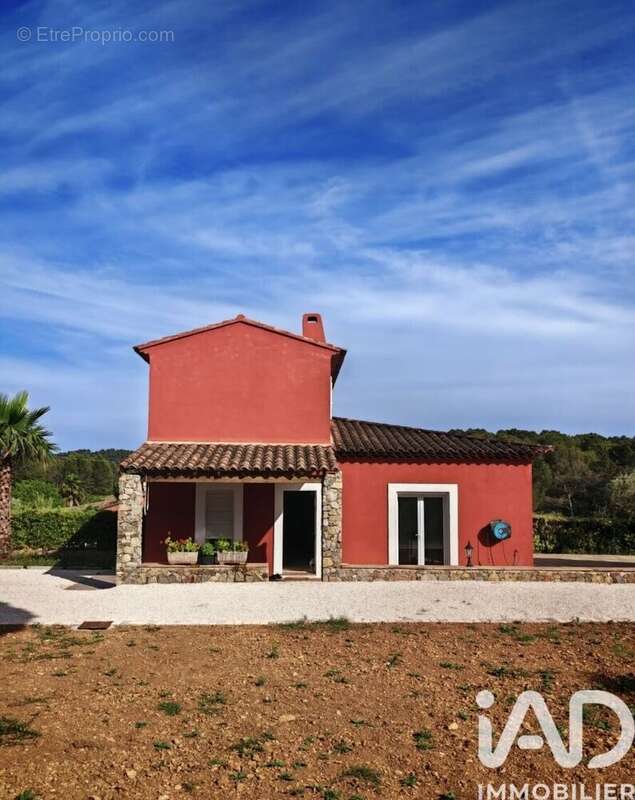 Photo 5 - Maison à CUERS