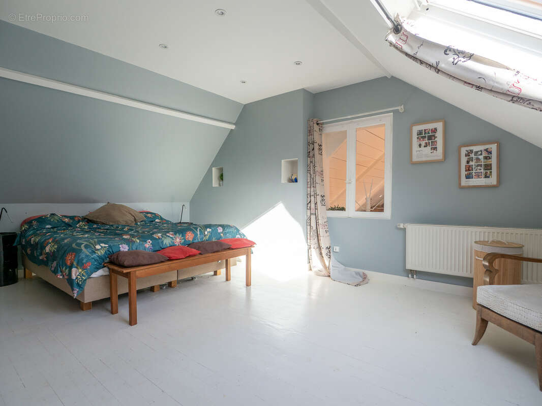 Maison à TILLOY-LEZ-MARCHIENNES