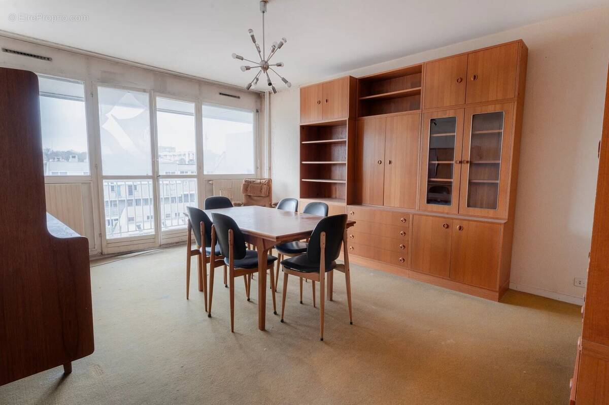 Appartement à IVRY-SUR-SEINE